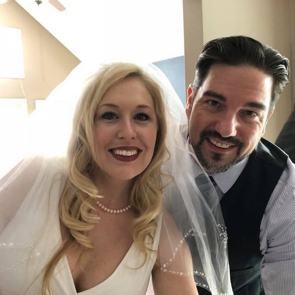 Meet your Posher, Jessica - Picture 1 of 1